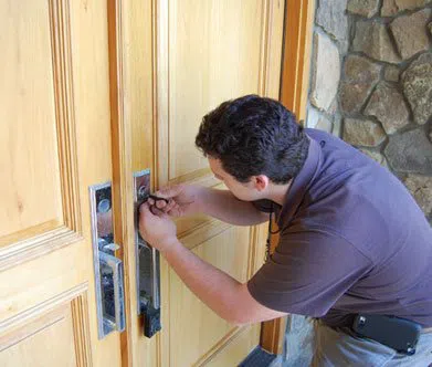 West Palm Beach Lock And Keys West Palm Beach, FL 561-962-0306 - 16a-House-Locksmith